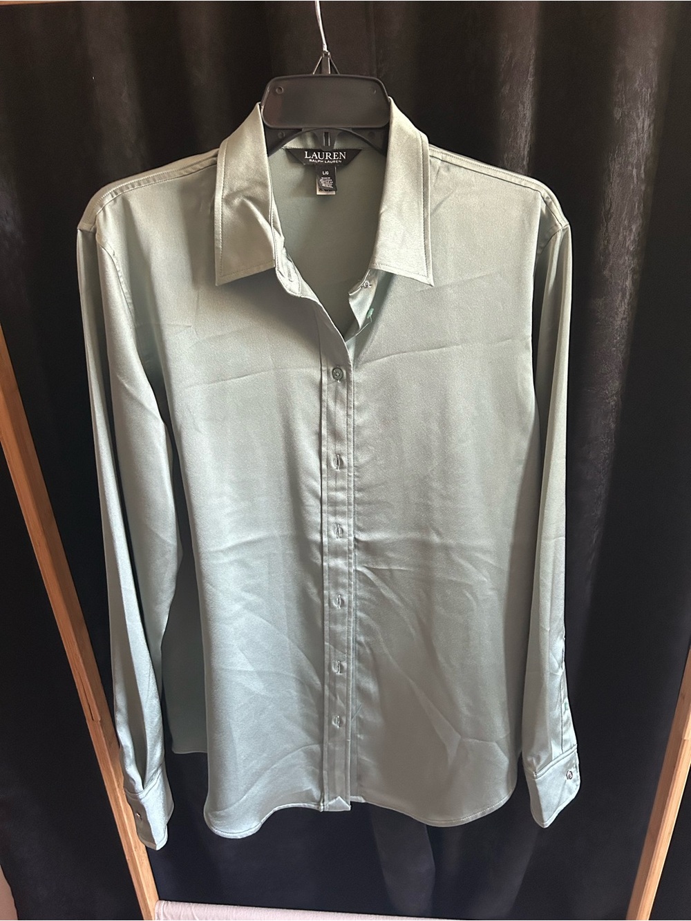 Ralph Lauren Women’s Light Sage Green Button-Front Dress Shirt